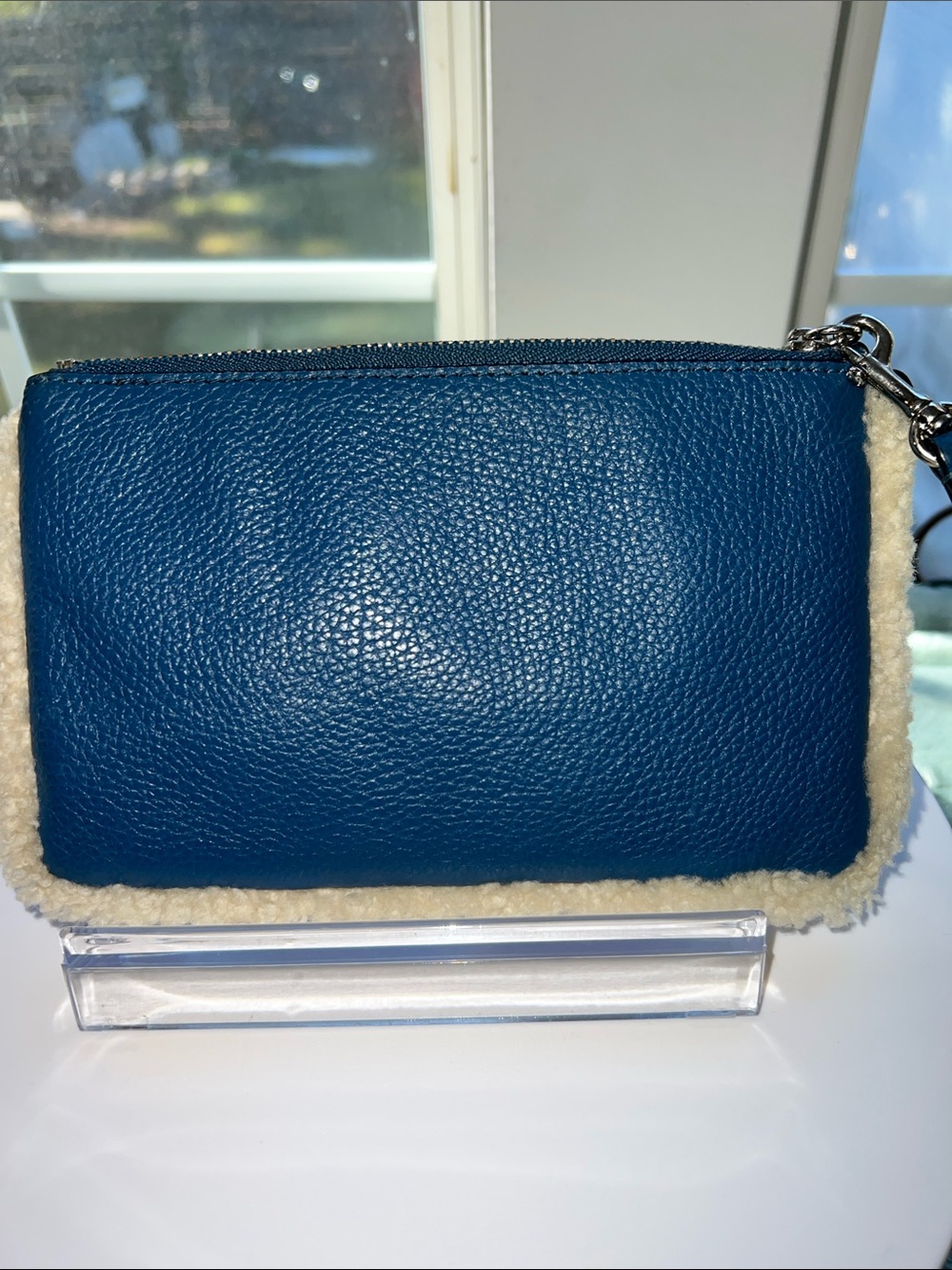 Coach Blue Pebbled Leather Wristlet with Cream Shearling Trim - Picture 4 of 10
